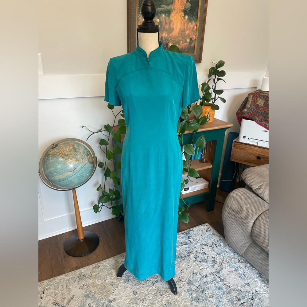 Vintage Teal Liz Claiborne Silk Midi Dress w Mandarin Style Collar Short sleeve